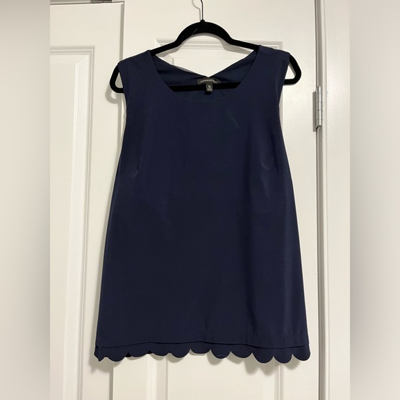 XL open back scalloped banana republic blouse - Picture 1 of 4